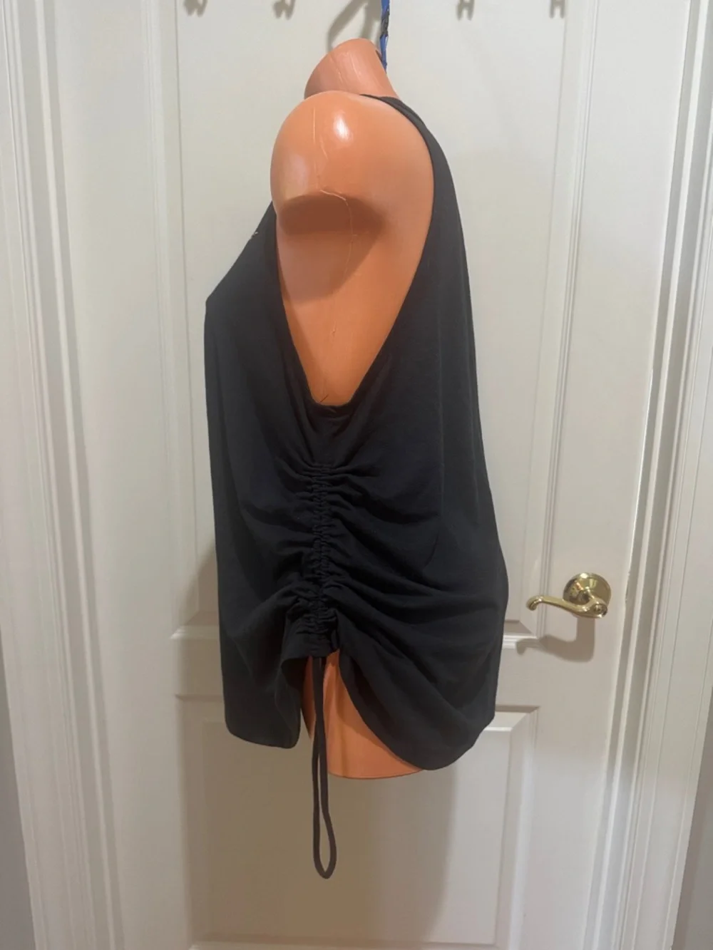 NIKE Black Cut In Shoulder Key Hole Back Asymmetric Tank Top XL $40 EUC KL